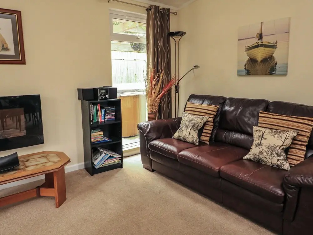 The Brambles 17 - Conkers Lodge