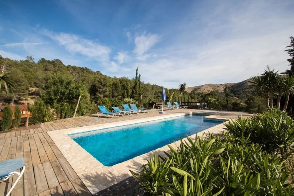 House With 2 Bedrooms in Finestrat, With Pool Access and Furnished Ter