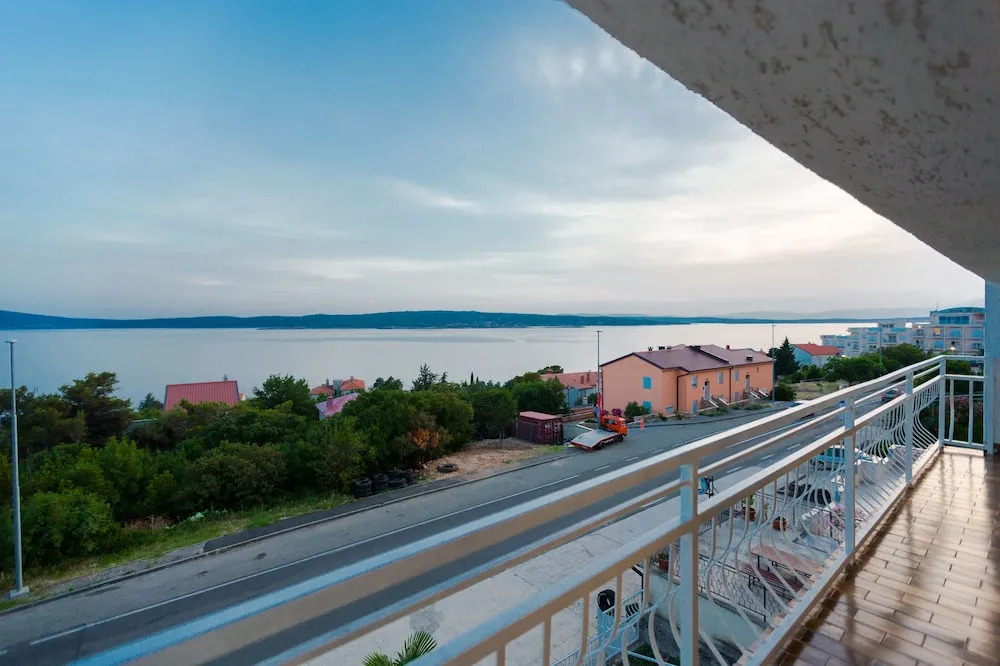 Seaview Studio Apartmani Sleeps 2 - Wifi & Tv