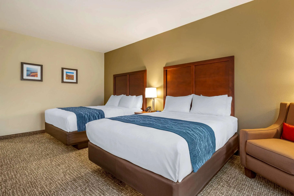 Comfort Inn Brewster