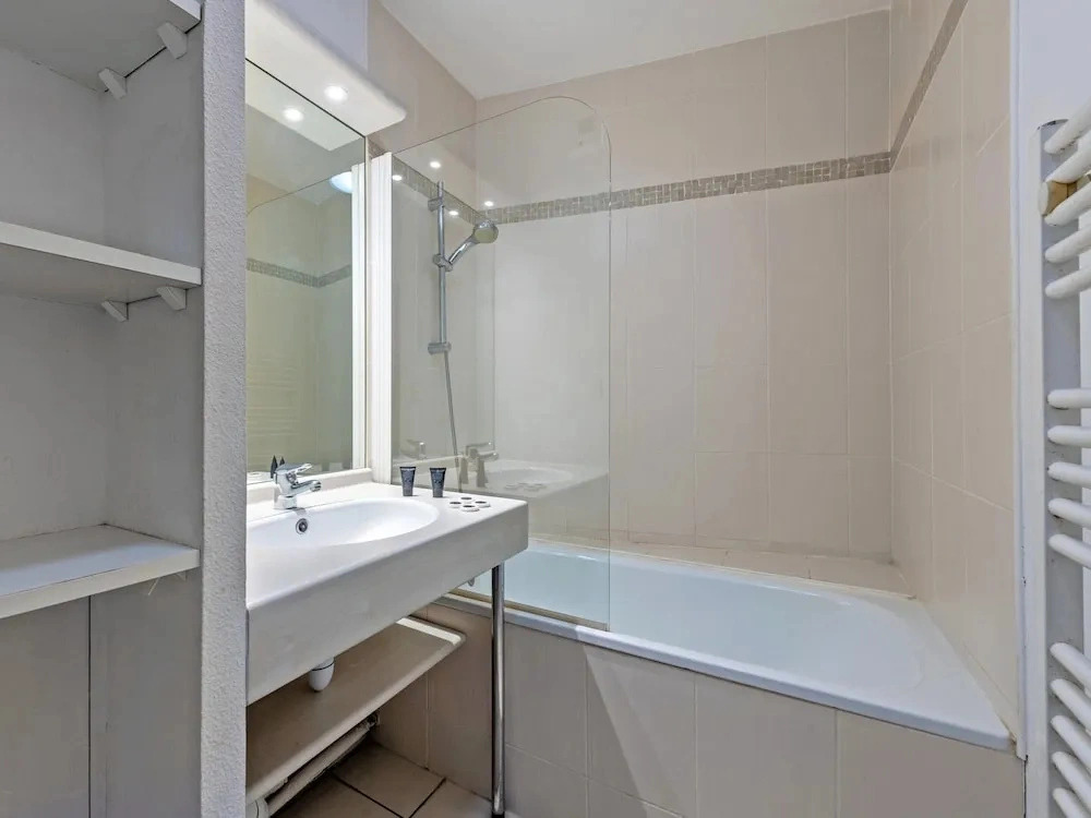 6-guest Flat Near Coastal Path