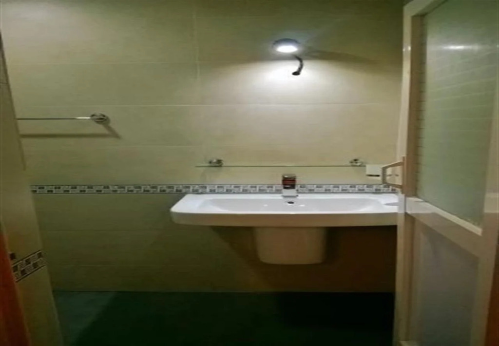 Blue Moon Hotel