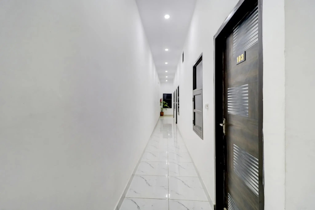 Capital O 77806 Hotel Gopal