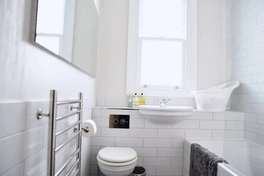 Spacious 2 Bedroom Family Home in Earlsfield