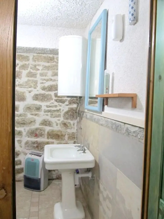 Apartment With one Bedroom in Betina, With Terrace and Wifi - 60 m Fro