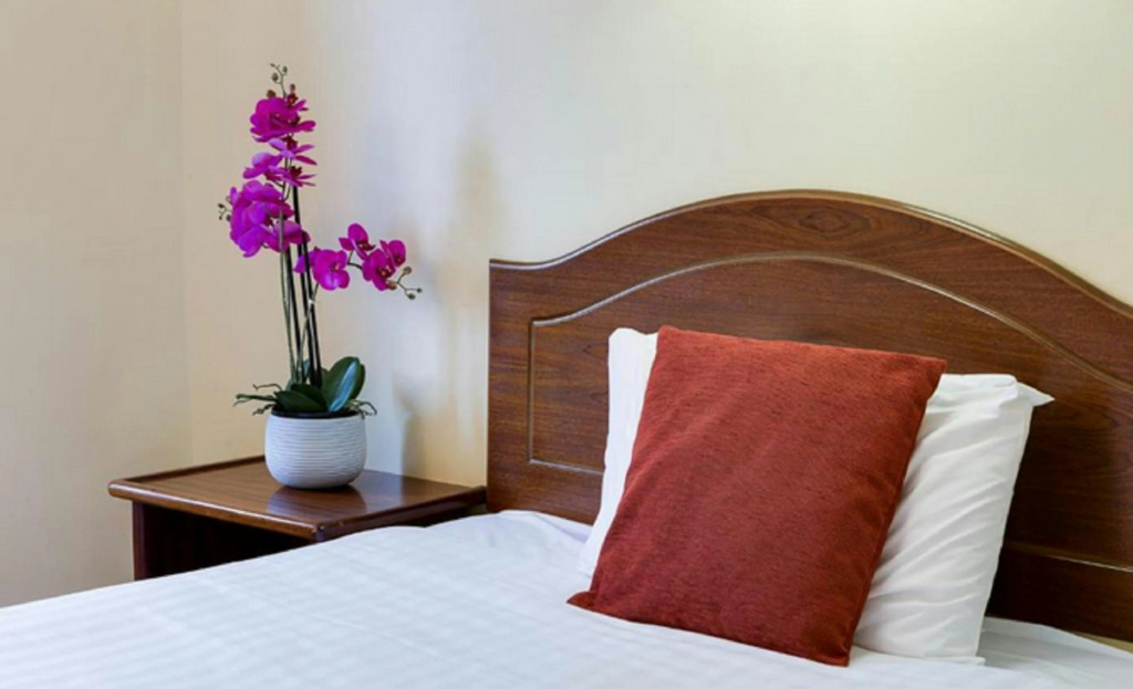 Oranmore Lodge Hotel Conference And Leisure Centre Galway