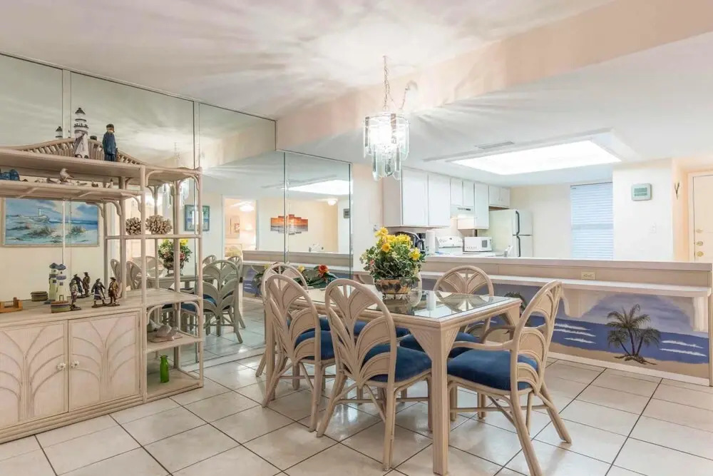 Saida I Condominium 404