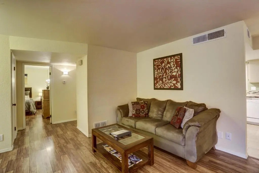 Zen Desert, 2BR/2BA Apartment, Private Entrance