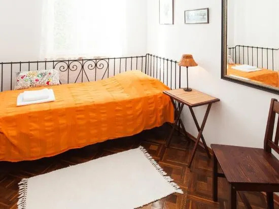 Apartment Ira