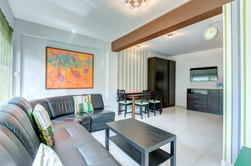 Sunrise apartments close to the beach & by Noclegi Renters