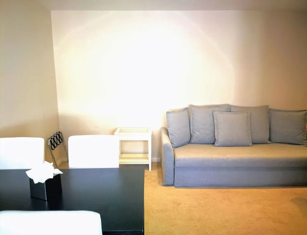 Crawford Suites Serviced Apartments