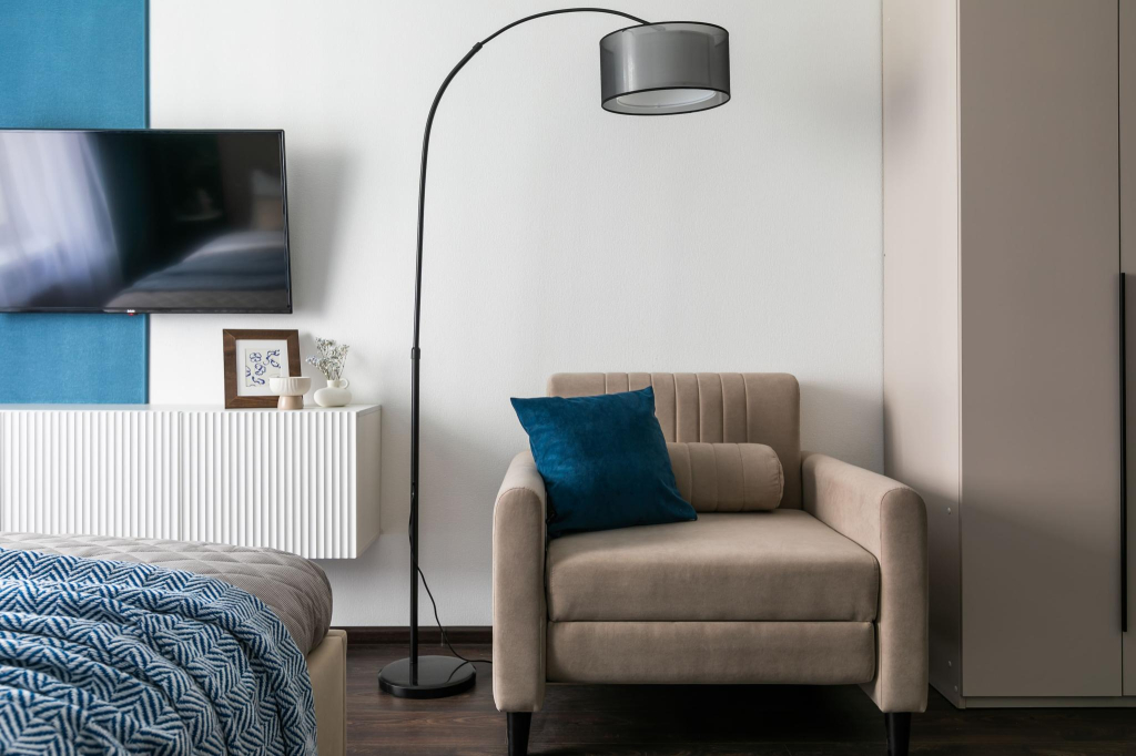 MyHome YourHome (МайХоум ЙоХоум) на Фарфоровской улице