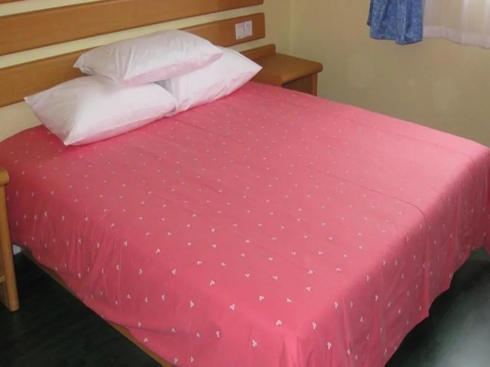 Home Inn - Haiyang Road