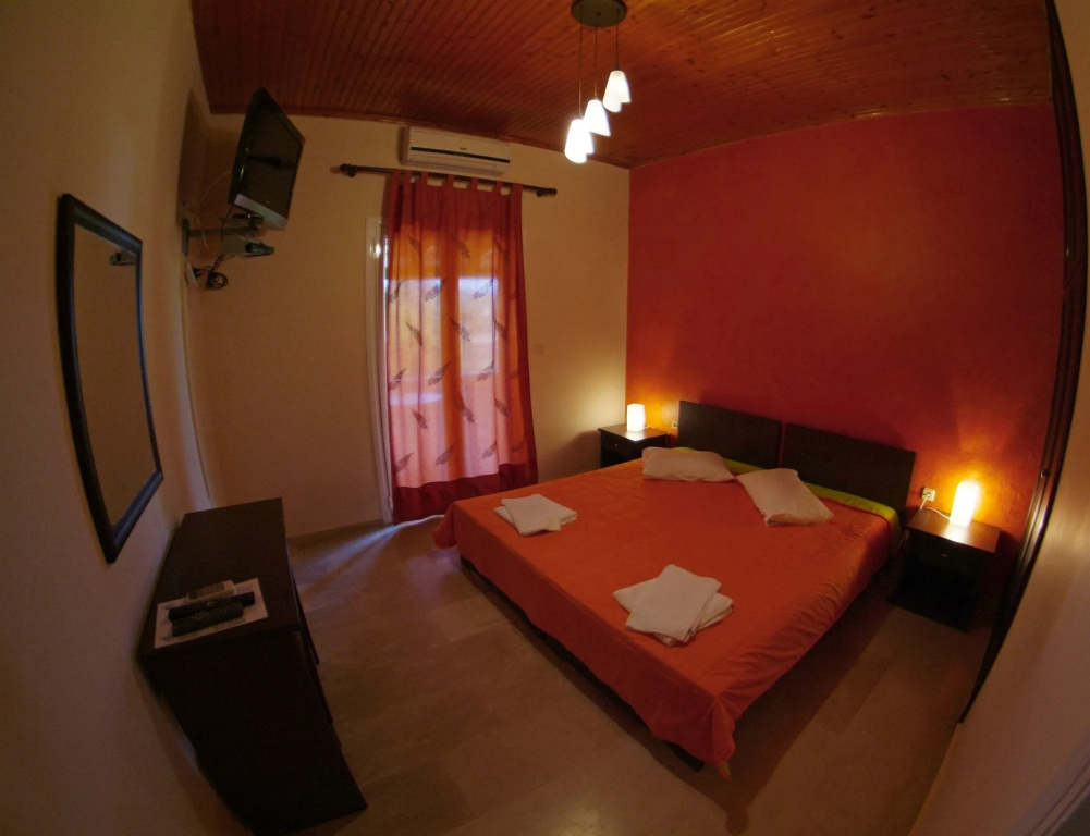Erifili Apartments