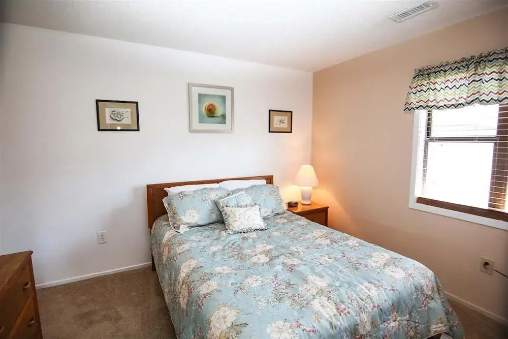 Guest Cottage 57