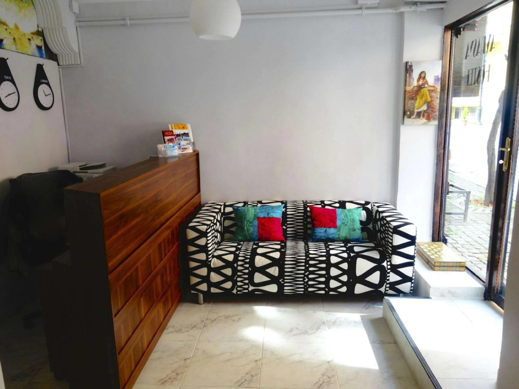 Avrasya Hostel