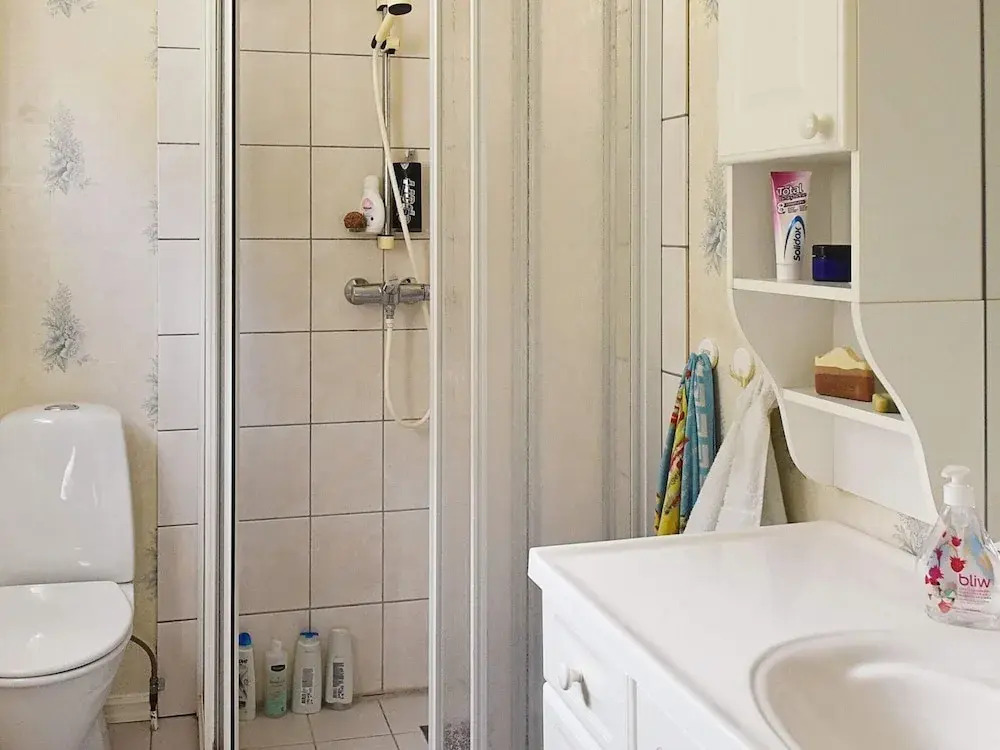 8 Person Holiday Home in Leinoy-by Traum