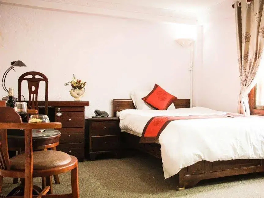 Lakeside Hotel Linh Dam Hanoi