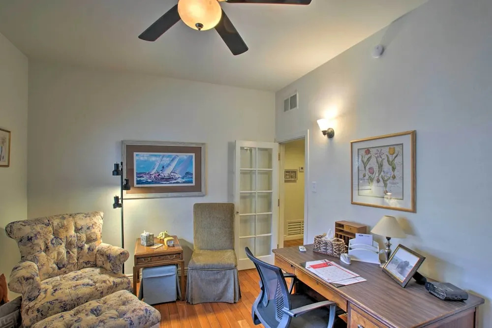 2 Mi to Dtwn: Phoenix Getaway w/ Patio