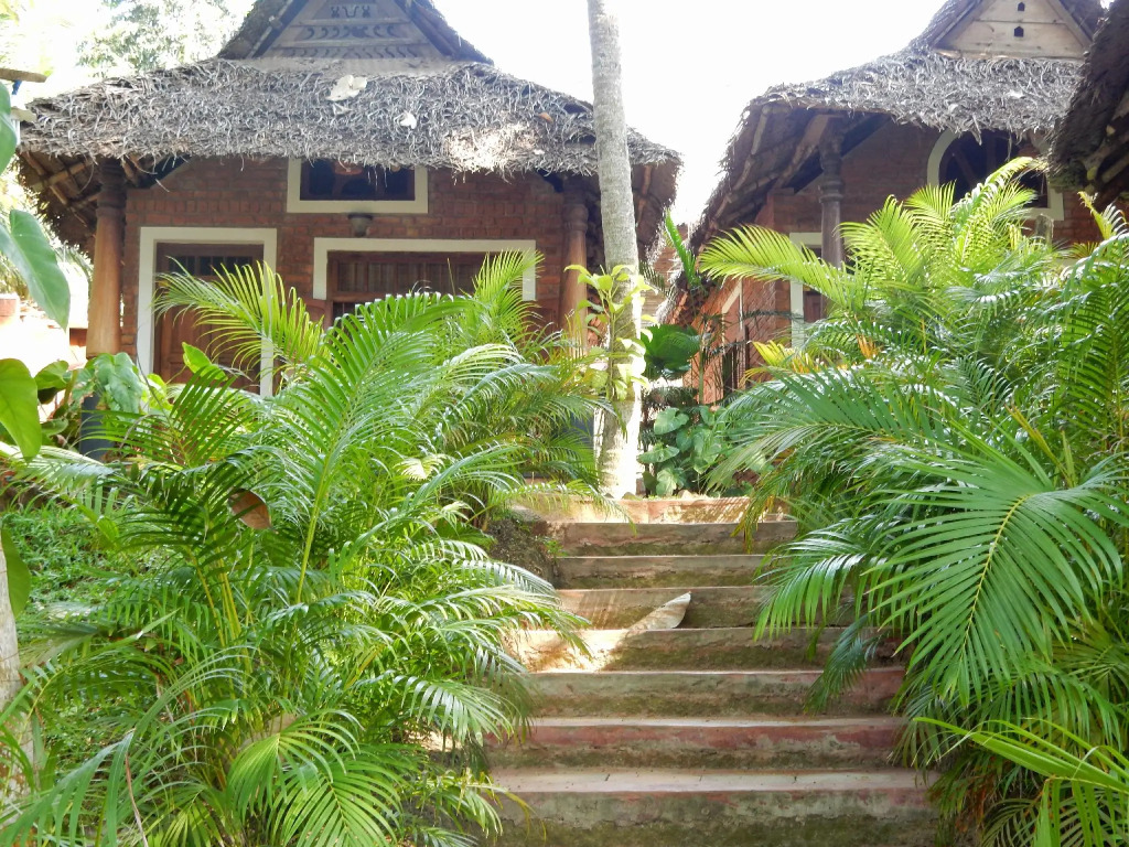 Soma Manaltheeram Ayurveda BeachVillage