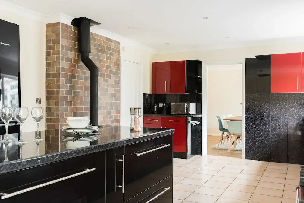 The Homerton Cottage - Spacious & Charming 5bdr Home