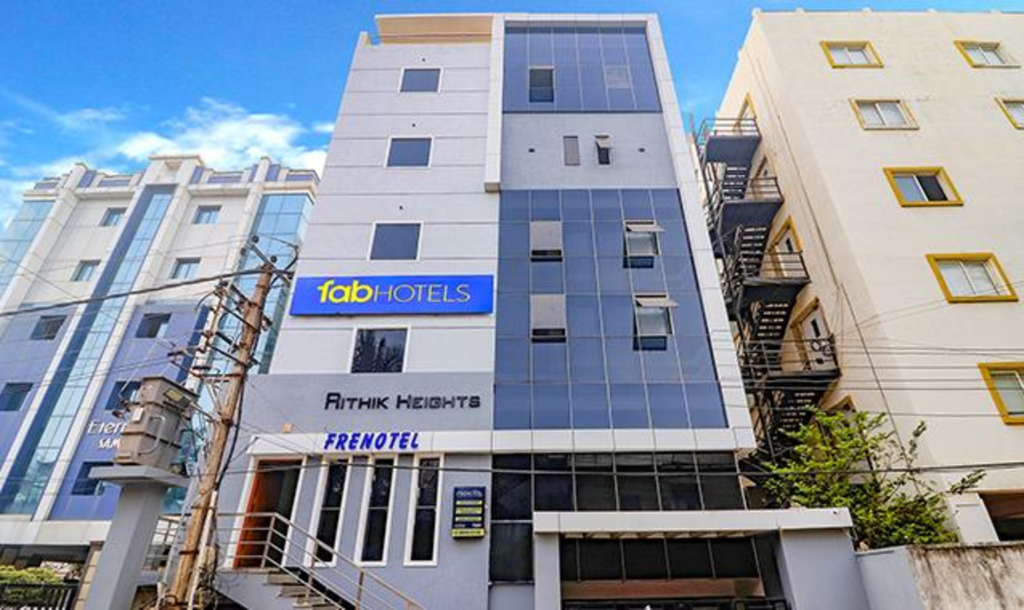 FabHotel Frenotel - Madhapur