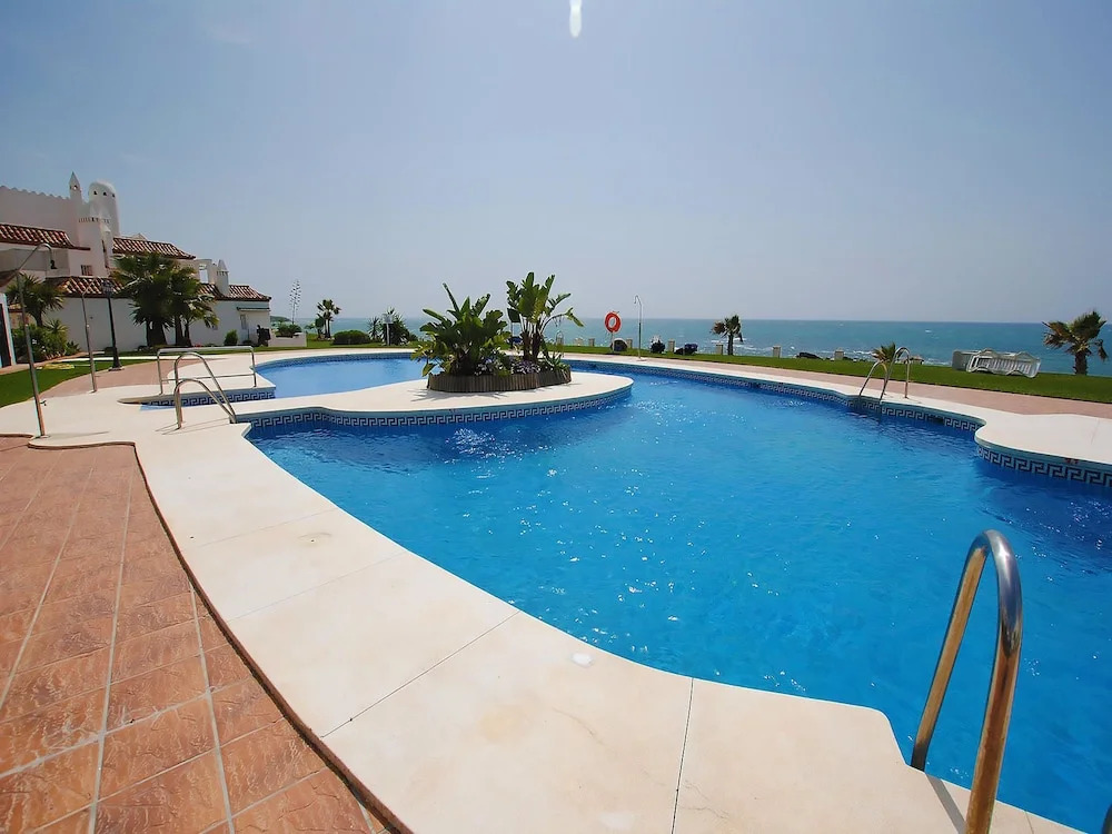 Playa Lucera 3 bedroom Apartment with Open Sea Views from it's 2 Terraces