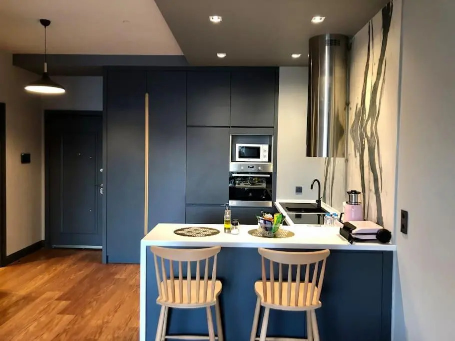 Luxury apartment- Pool, Parking & Gym in Beyoglu
