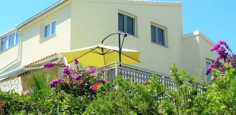Branko - 60m From the Beach - SA1