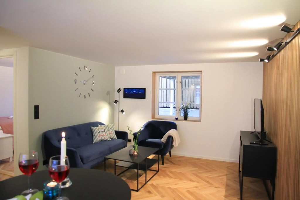 Saga Caves Straen