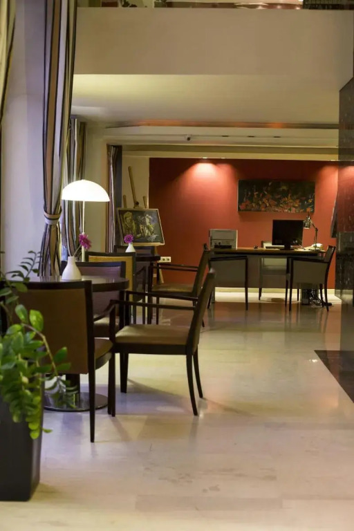 Davitel - Tobacco Hotel