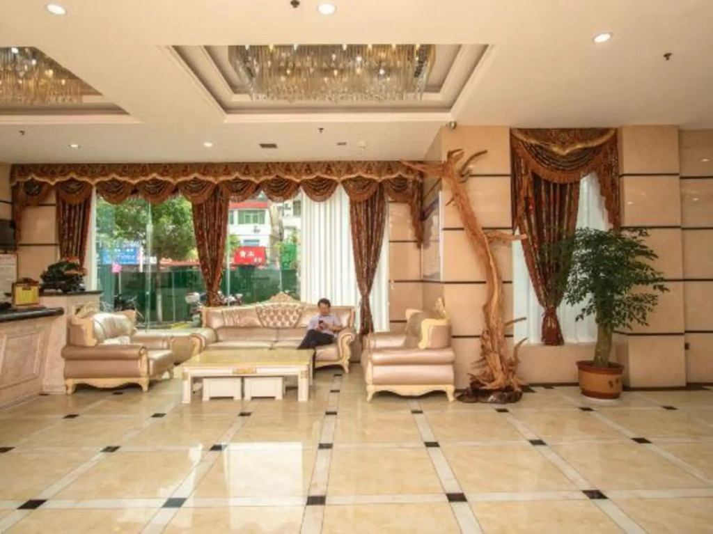 Lingzhou International Hotel