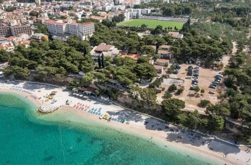 Urania Tourist Settlement