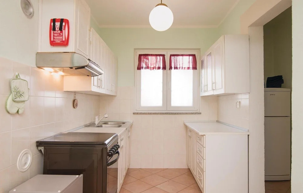 Amazing Home in Vinez With Wifi and 3 Bedrooms