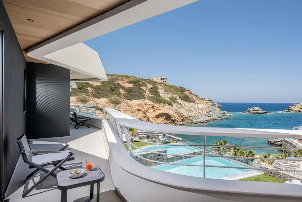 Made By The Sea Villas 17 Bdrm