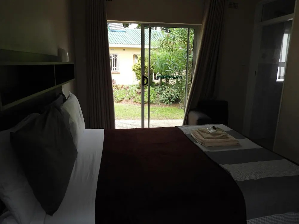 2 Bedroomed Apartment With En-suite and Kitchenette - 2066