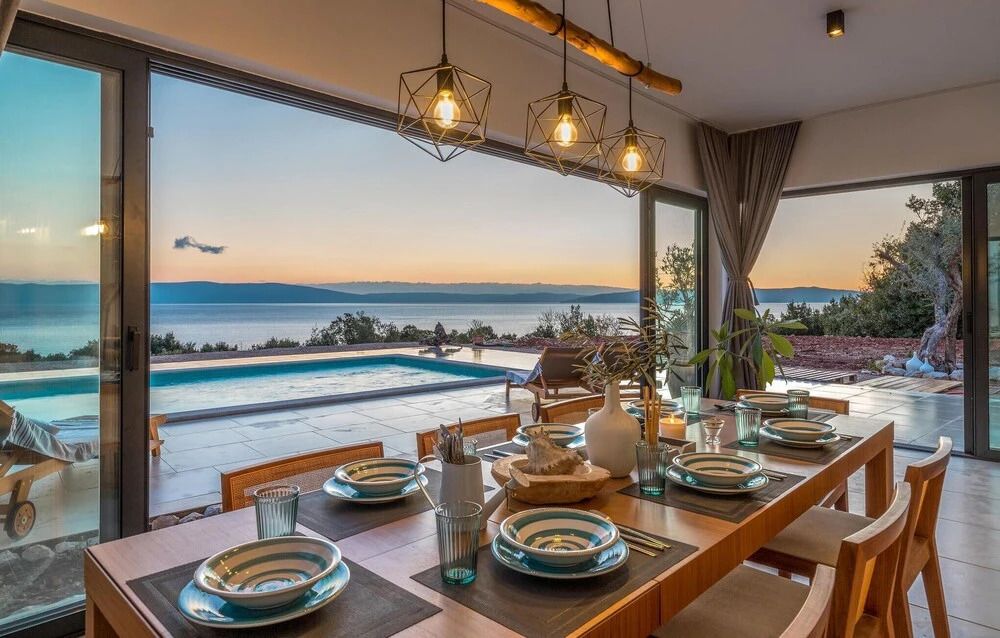 Beautiful Home in Labin With 6 Bedrooms, Private Swimming Pool and Outdoor Swimming Pool