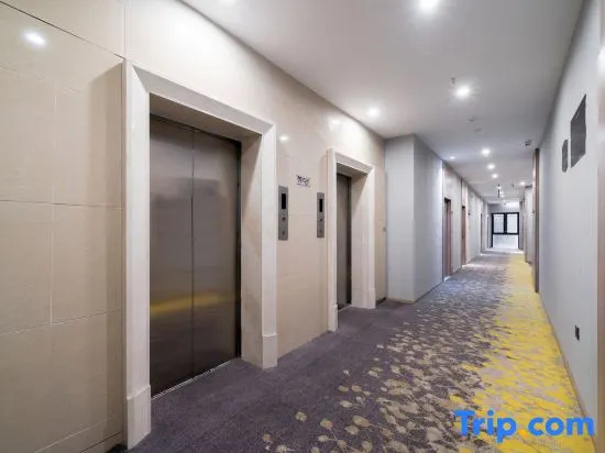 Youth Sunshine Hotel (Quanzhou Puxi Wanda Plaza Branch)