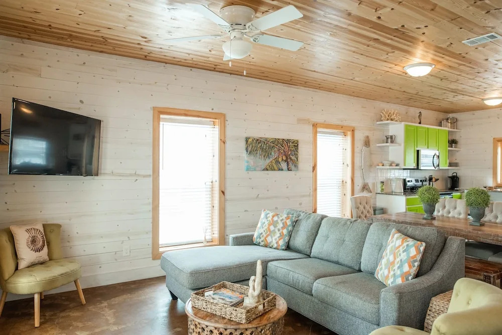 La Concha Cottage 3 Bedrooms 2.5 Bathrooms Condo