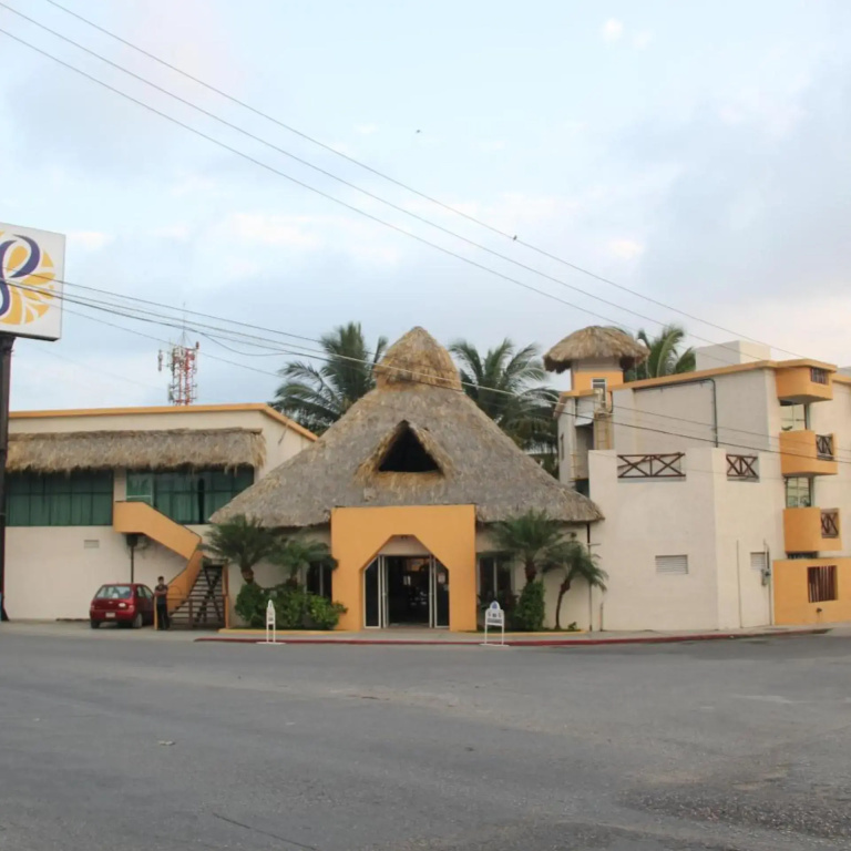 Hotel Palapa Palace