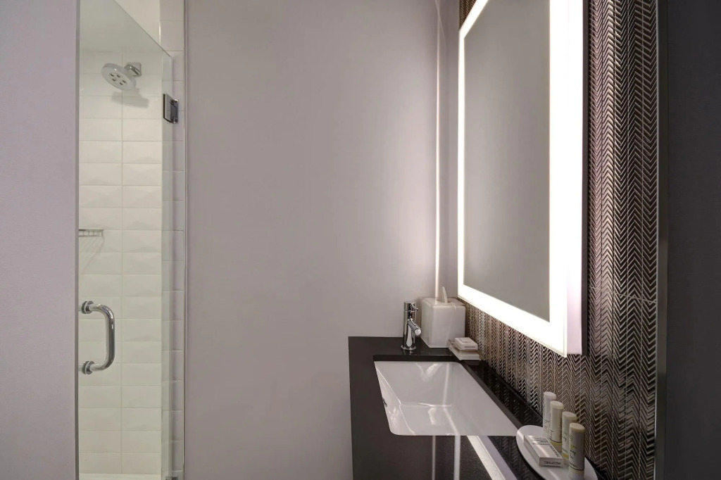 SpringHill Suites by Marriott New York Midtown Manhattan/Park Ave
