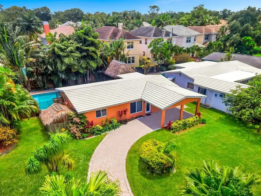 Hidden Gem Vacation Villa w Private Pool & TikiHut