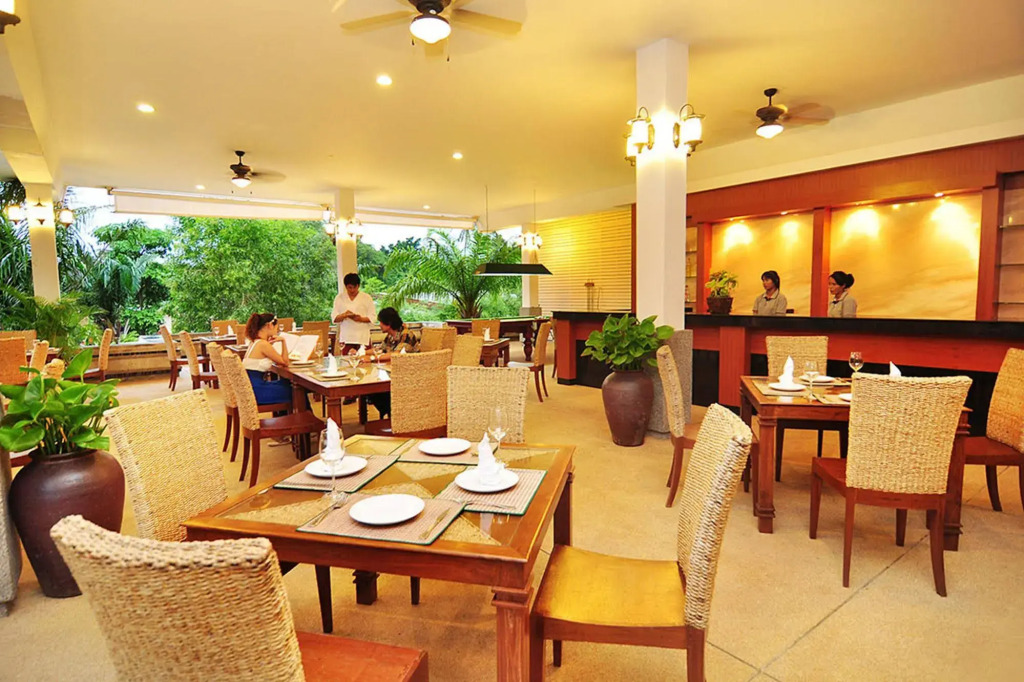 Phuket Sea Resort SHA Extra Plus