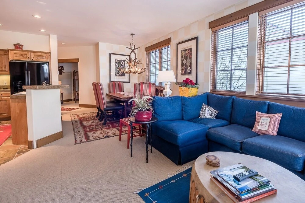 Westridge #27 - 3 Br Condo
