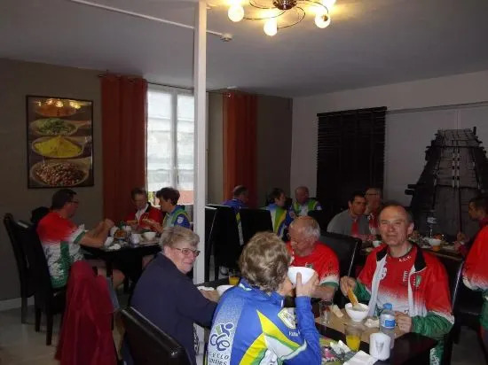 Hotel Saint François Précigné Soirée étape sur demande Proche Sablé-sur-Sarthe