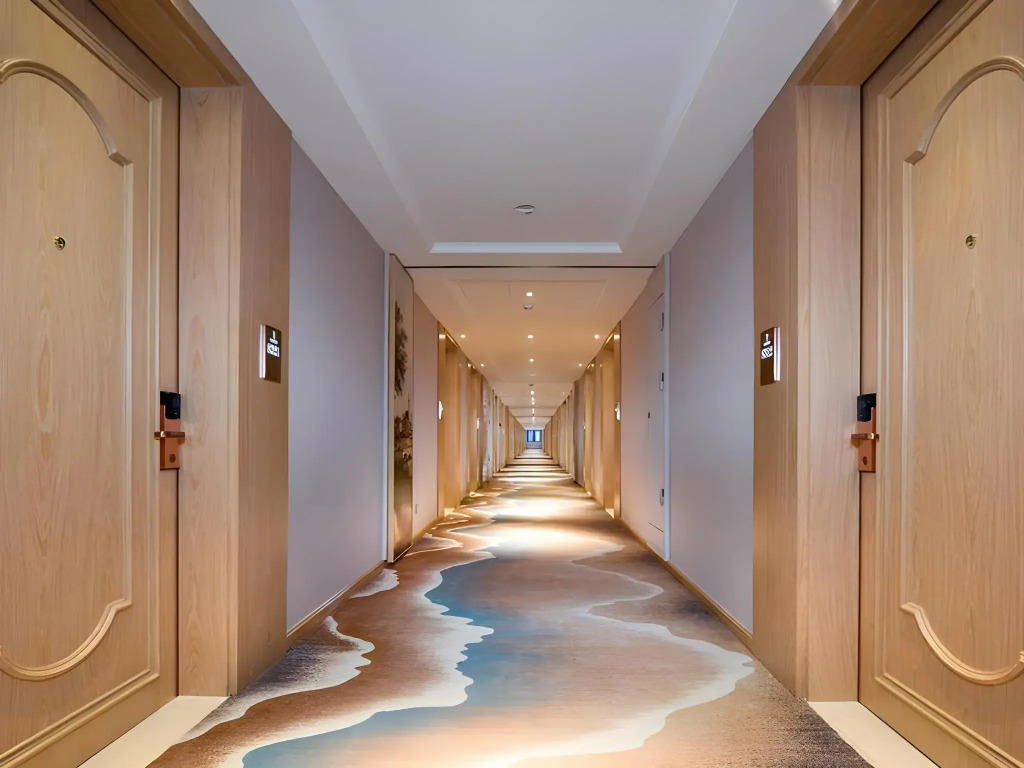 Vienna International Hotel (Suzhou University Town Yuexi subway station store)
