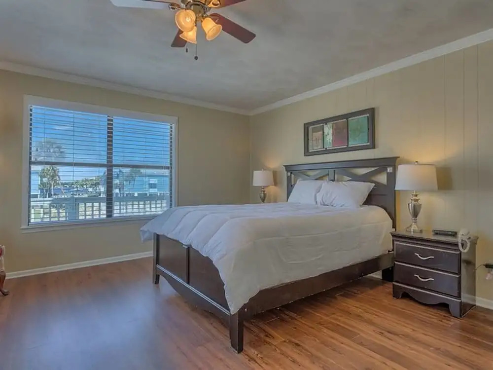 Ala. White Sands by Meyer Vacation Rentals