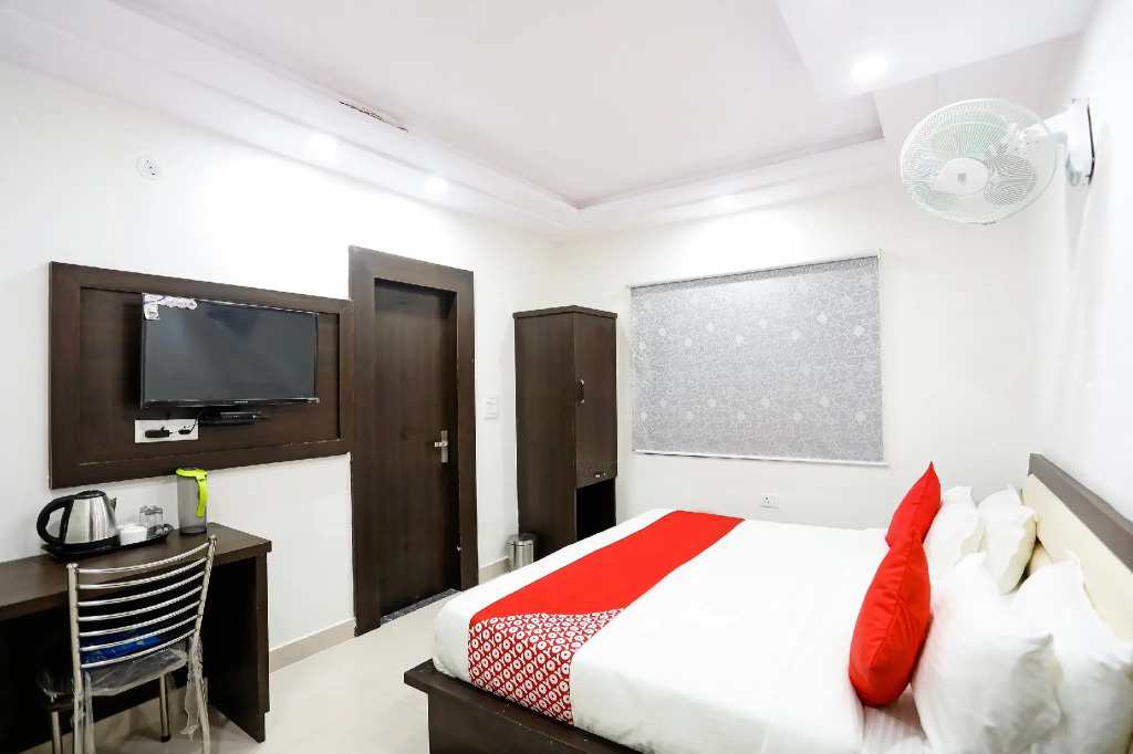 Hotel Kamla Palace
