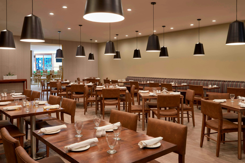 Four Points by Sheraton Toronto Airport