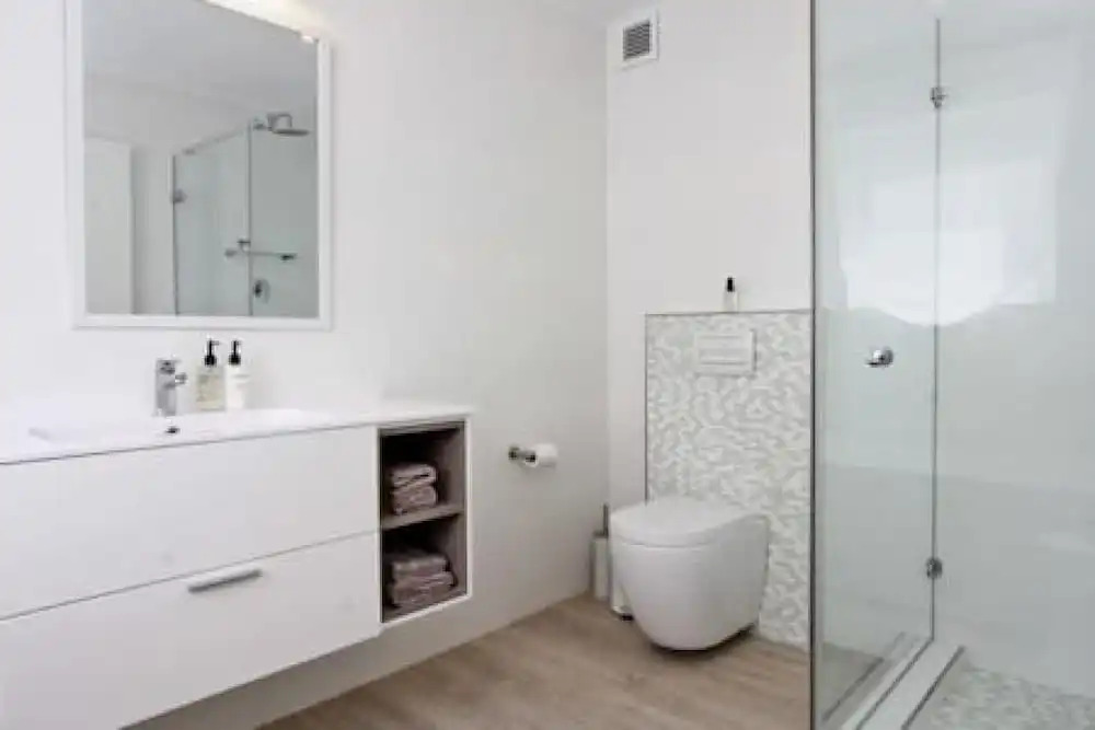 Incredible Clifton Apartment w 180 Sea Views Dunmore Blue